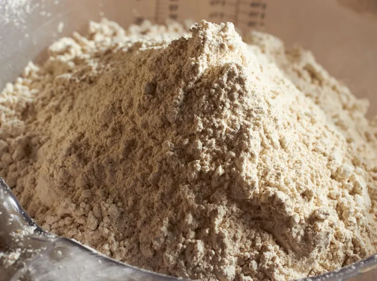 Semola integrale stacciata