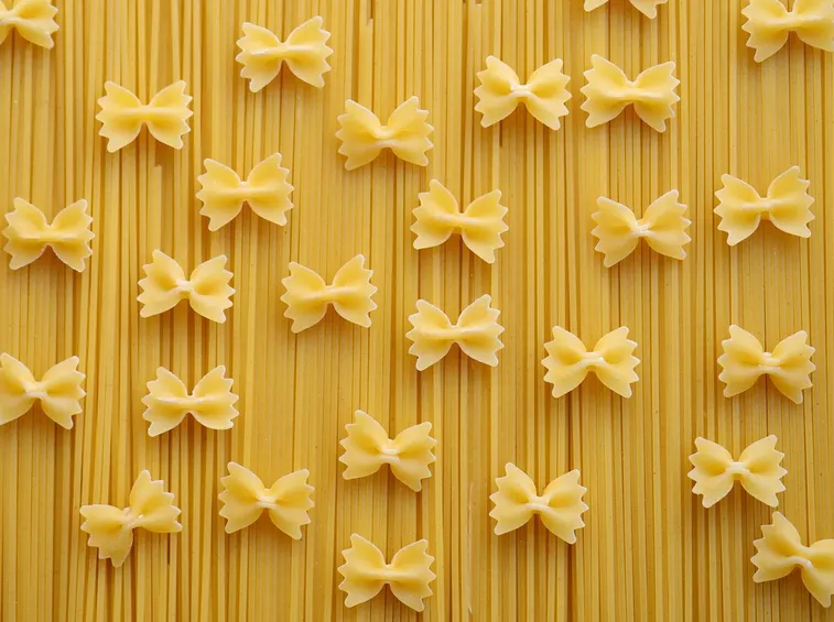 Farfalle e spaghetti biologici
