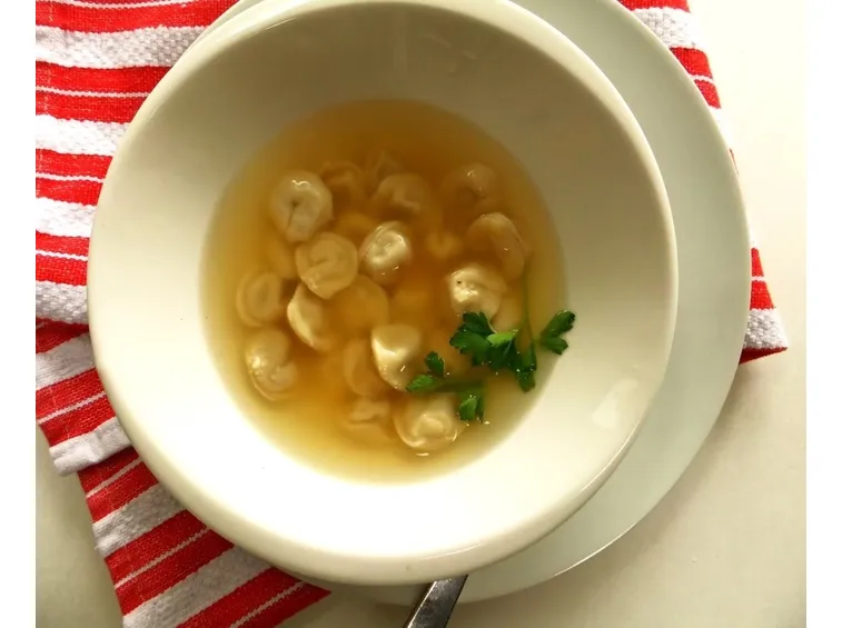Cappelletti in brodo per celiaci