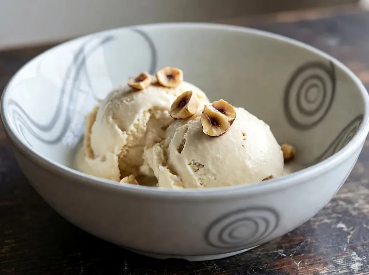 Gelato alla nocciola senza glutine