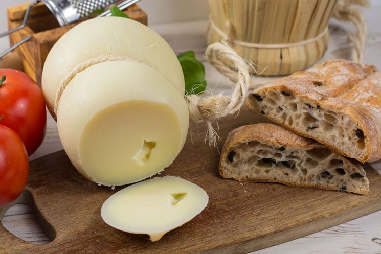 Tagliere con caciocavallo