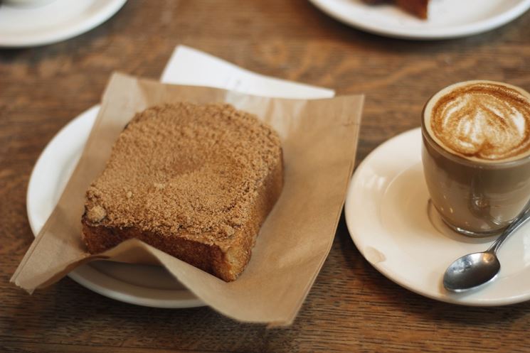 Fetta biscottata con caff