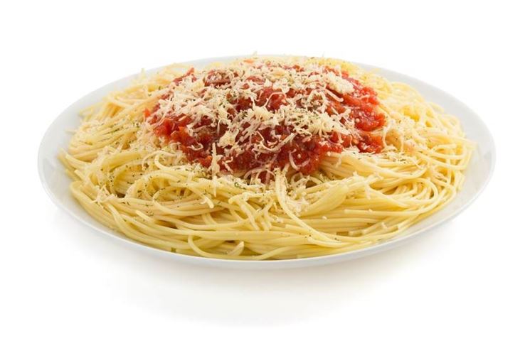 Piatto di spaghetti al pomodoro