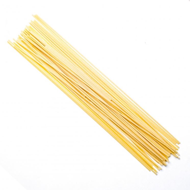 Spaghetti biologici crudi