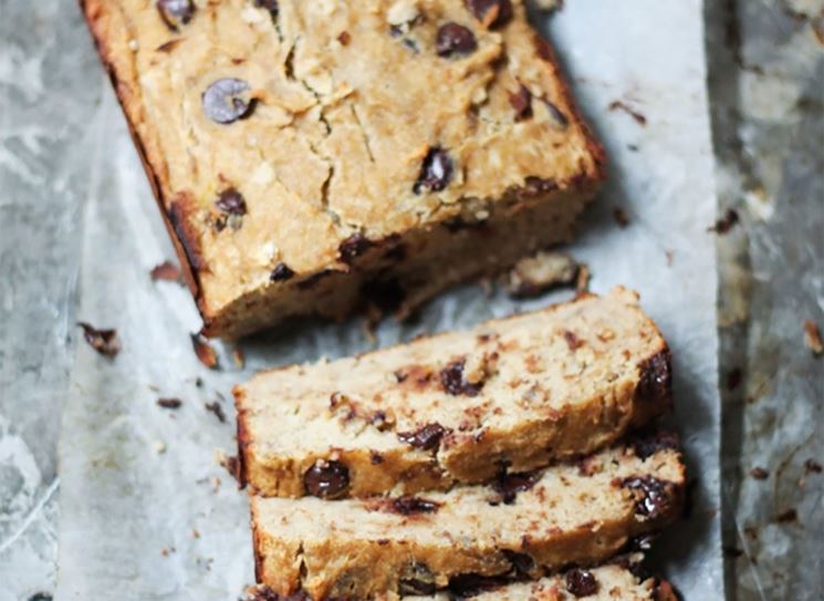 Tronchetto alla banana e cioccolato