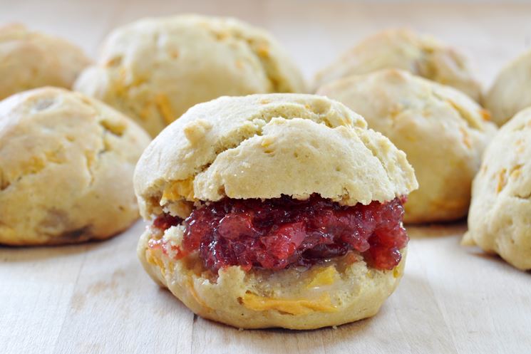 Biscotti vegani con marmellata