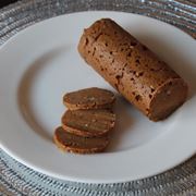 Salame vegano affettato